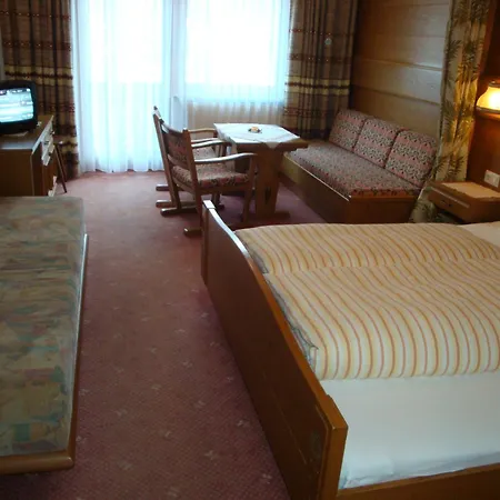 Konukevi Garni Val-sinestra 3*